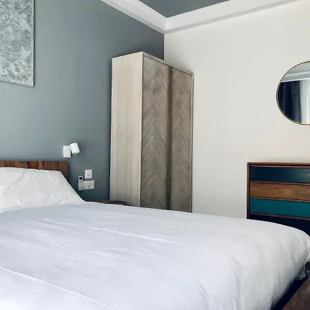 By Promenade And Sliema