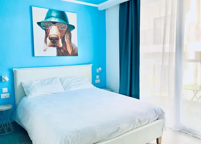 By Promenade And Apartament *