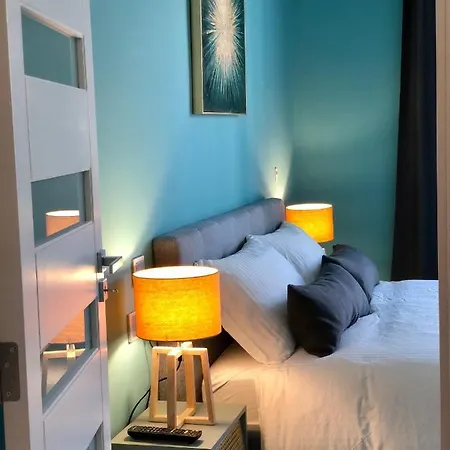 Apartment By Promenade And