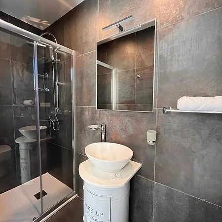 Apartment By Promenade And *